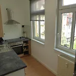 Apartment, Balkon, Sonnig, Wifi, Parkplaetze, Naehe Zentrum Lägenhet