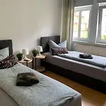 Apartment, Balkon, Sonnig, Wifi, Parkplaetze, Naehe Zentrum Lägenhet Jena
