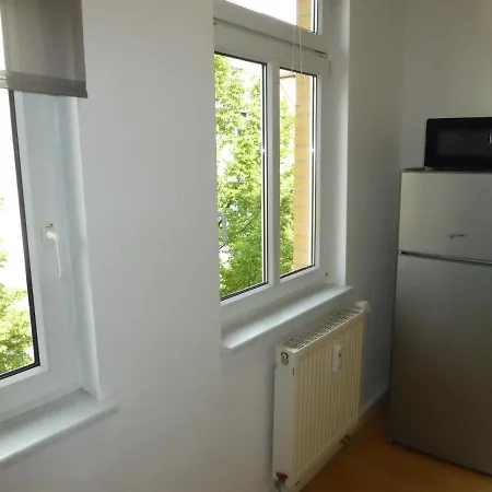 Apartment, Balkon, Sonnig, Wifi, Parkplaetze, Naehe Zentrum * Iéna