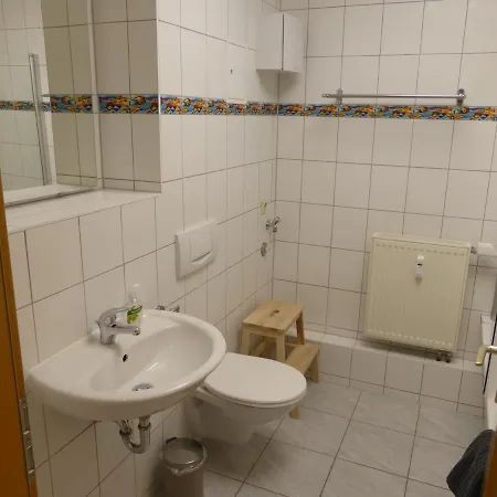 Apartment, Balkon, Sonnig, Wifi, Parkplaetze, Naehe Zentrum *