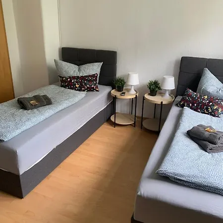 Apartment, Balkon, Sonnig, Wifi, Parkplaetze, Naehe Zentrum Iéna