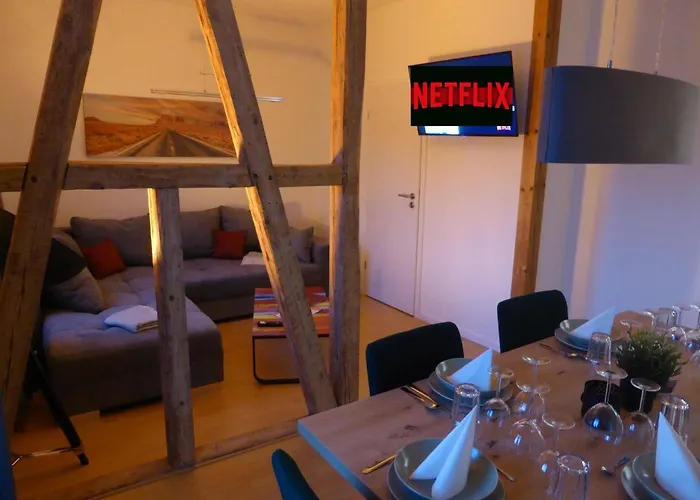 Apartment, Balkon, Sonnig, Wifi, Parkplaetze, Naehe Zentrum