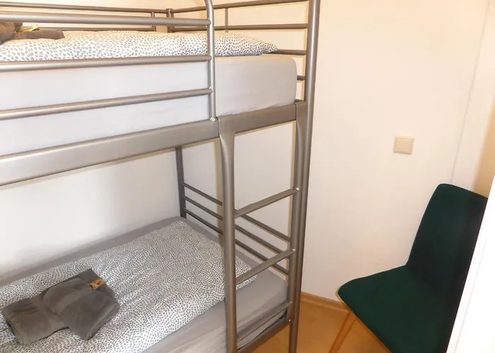 Apartment, Balkon, Sonnig, Wifi, Parkplaetze, Naehe Zentrum Apartment *