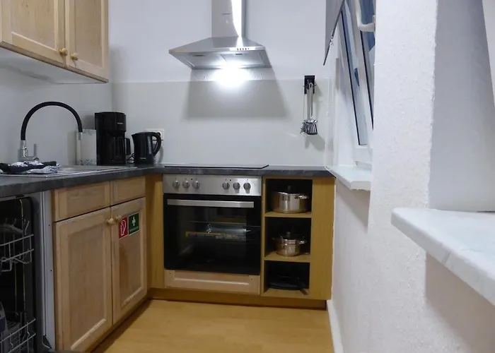 Apartment, Balkon, Sonnig, Wifi, Parkplaetze, Naehe Zentrum